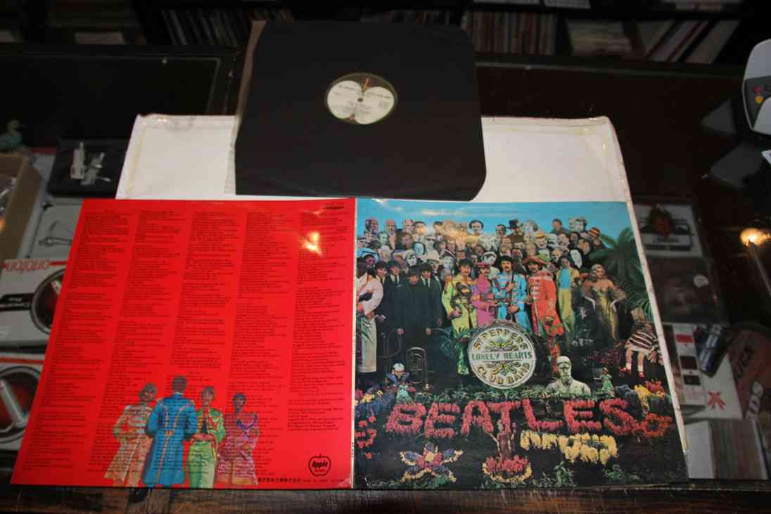 BEATLES - SGT.PEPPERS LONELY HEARTS CLUB BAND - JAPAN
